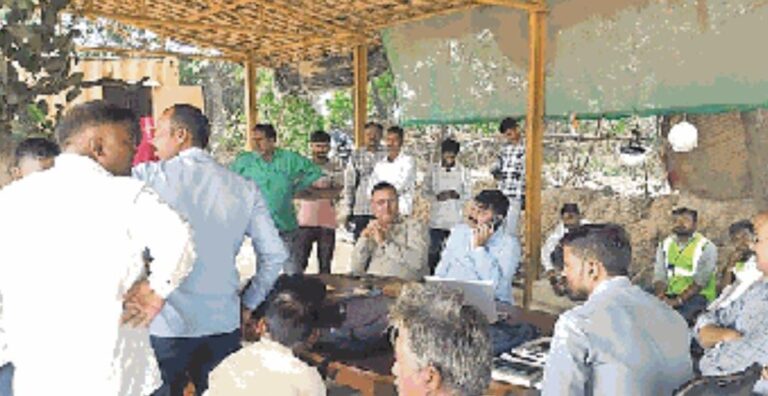 ग्रामीणों ने रुकवाया गंगा एक्सप्रेस-वे का निर्माण कार्य