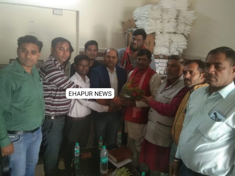 पिलखुवा पंहुचे निषाद पार्टी के महासचिव, दिल्ली पंहुचने का किया आह्वान