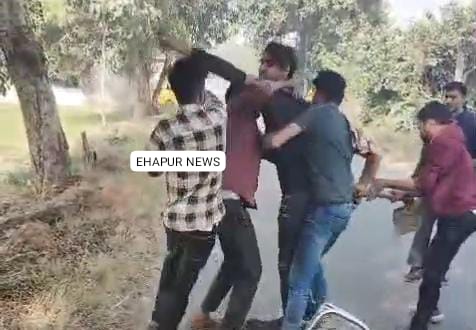 जनपद में मारपीट की वीडियो सोशल मीडिया पर वायरल