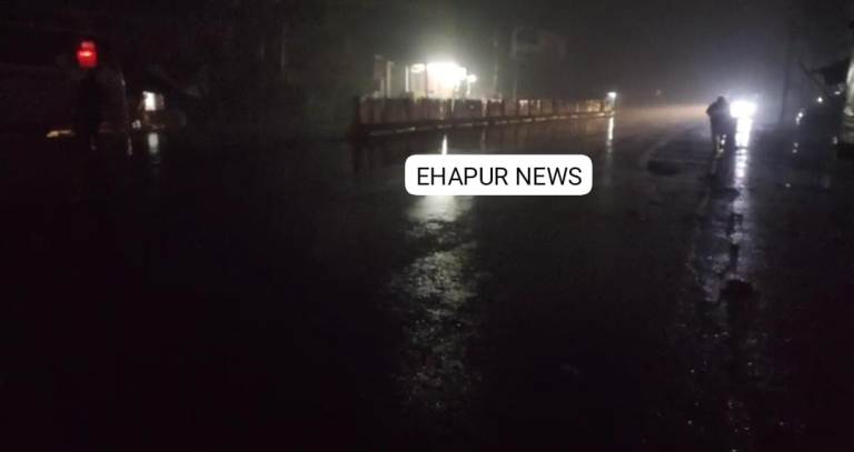देर रात कड़की ज़बरदस्त बिजली से सहम गए क्षेत्रवासी