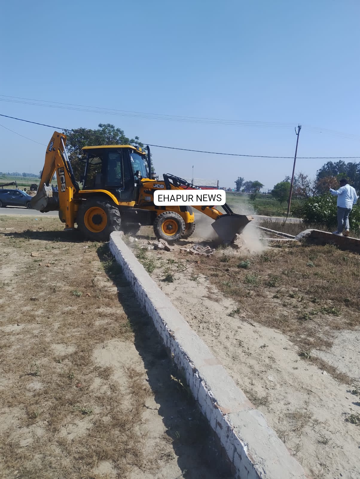 गढ़ में अवैध प्लॉटिंग के खिलाफ प्राधिकरण ने की कार्रवाई