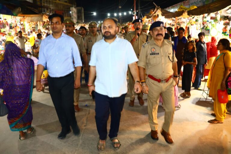 ज्येष्ठ गंगा दशहरा पर जनपद के शीर्ष अफसर रातभर रहे सक्रिय