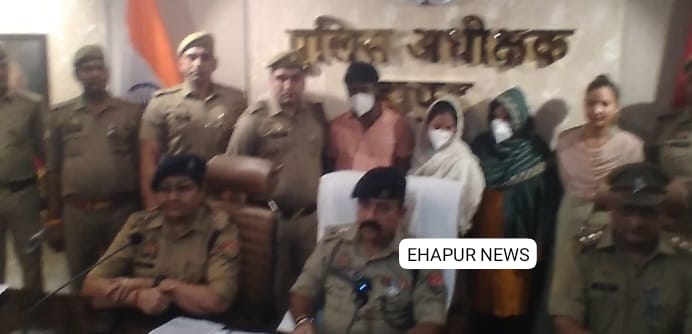 पुलिस ने ब्लाइंड मर्डर का राज खोला, महिला की हत्या उसके प्रेमी की प्रेमिका ने की