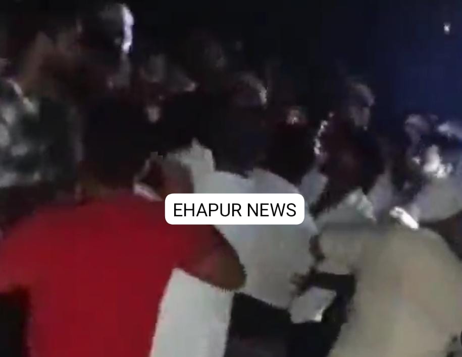 दफीना करने गए दो पक्षों में विवाद