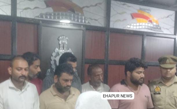 प्रतिबंधित करेंसी के धंधे में लिप्त छह लोगों से साढ़े 78 लाख रुपए बरामद