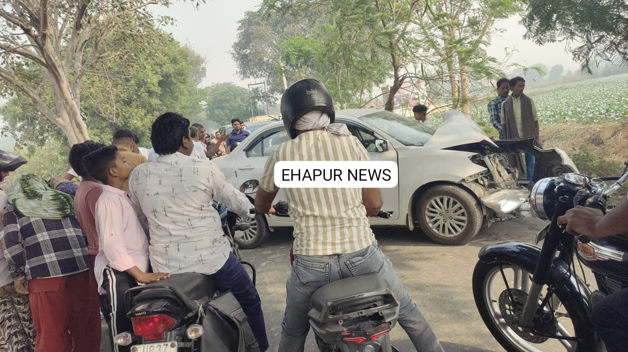 पेड़ से टकराई कार, डीआईओएस कार्यालय में तैनात बाबू घायल