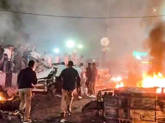 दिल्ली ब्लास्ट प्रकरण: हापुड़ से कनेक्शन की अहमियत देखते हुए मोबाइलों पर टीम के लगे कान