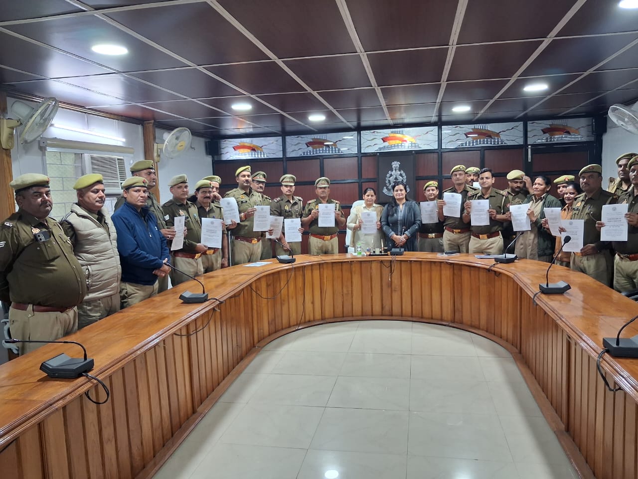 पुलिस लाइन मे समर्थ यू पी   2047 के लिए सुझाव साझा किए