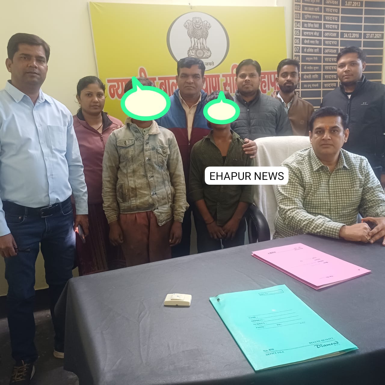 दो बाल श्रमिकों को मुक्त कराया, दुकानदारों पर की कार्रवाई