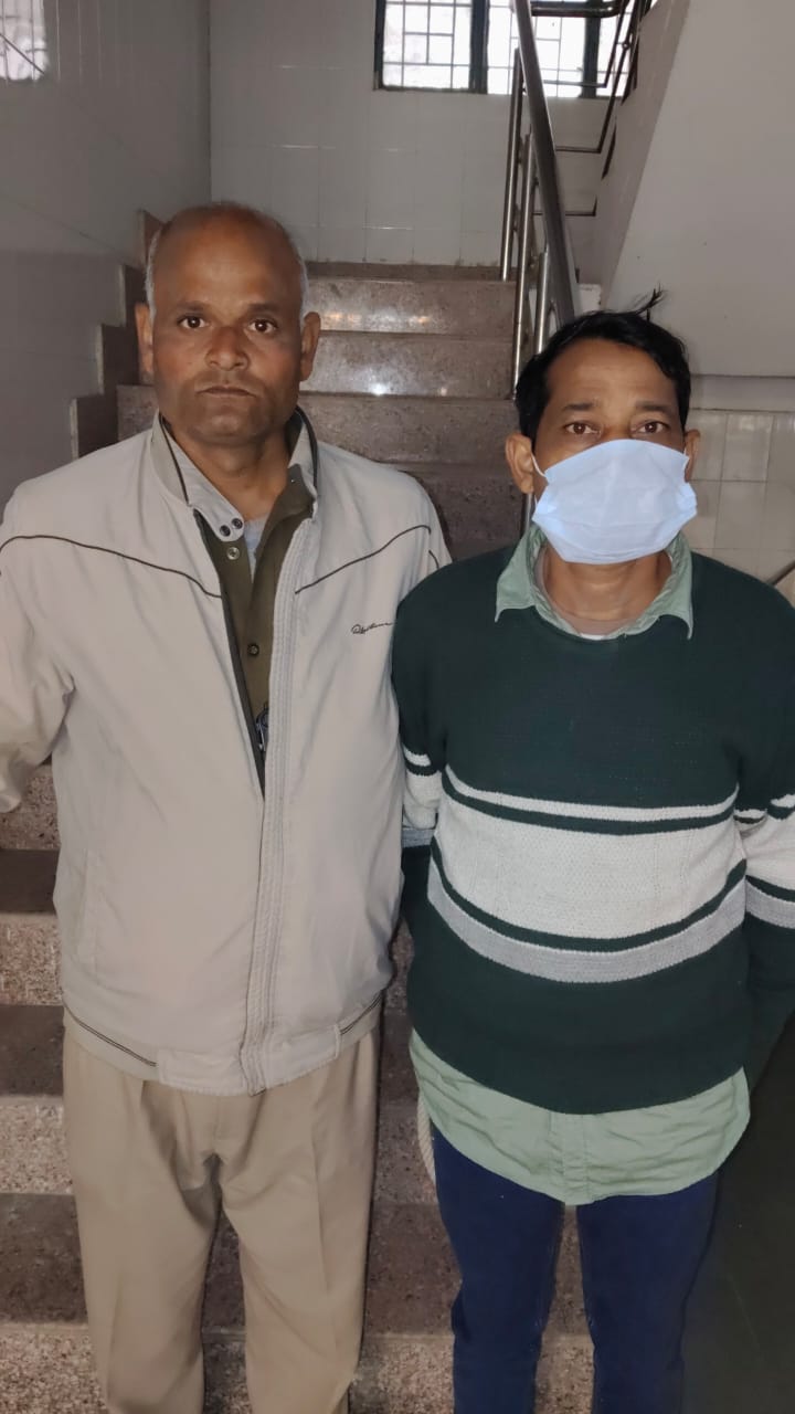 महिला से छेड़छाड़ पर पुलिस ने दबोचा