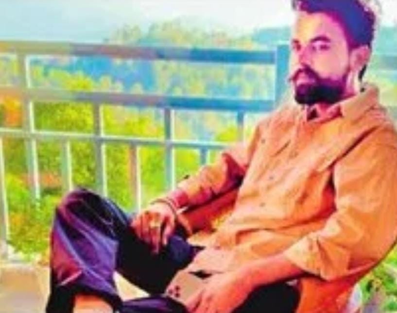 बाइक व बुग्गी की भिड़ंत में हुई युवक की मौत, हुआ अंतिम संस्कार