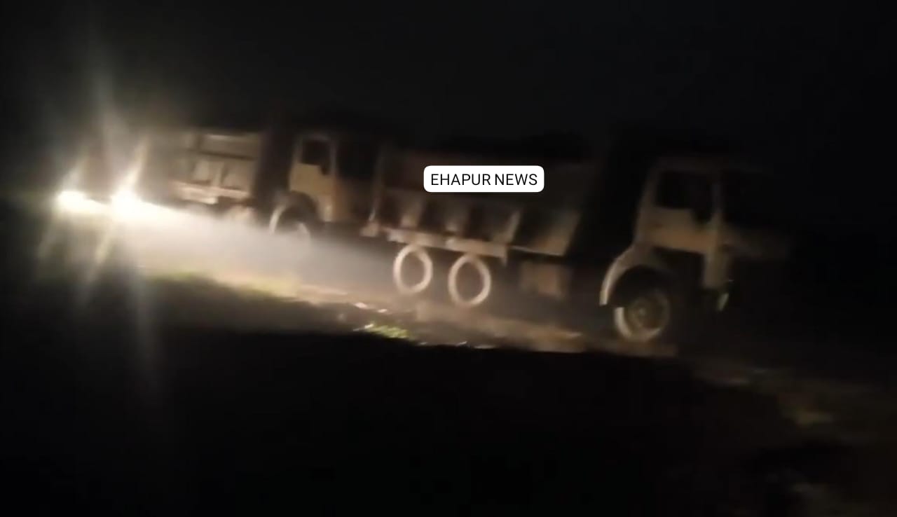 अवैध खनन में लिप्त तीन डंपर व दो जेसीबी सीज