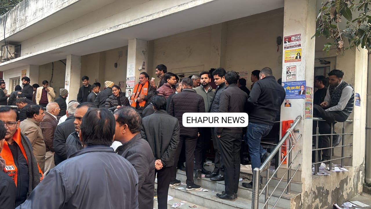 हापुड़ बार एसोसिएशन के चुनाव संपन्न