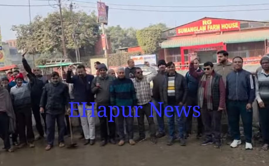 जल भराव पर ग्रीन वैली के लोगों का गुस्सा फूटा