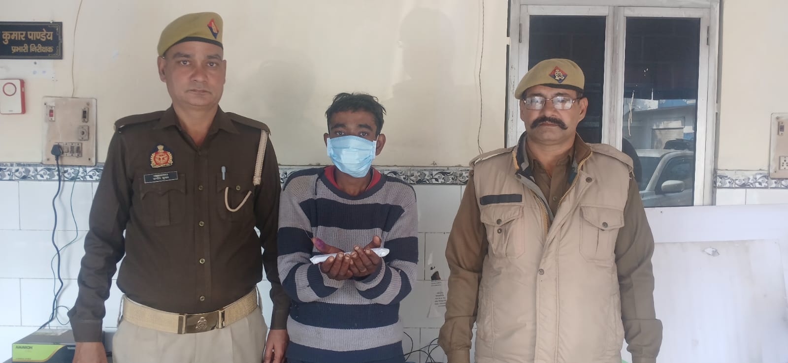 चाकूबाज थमा