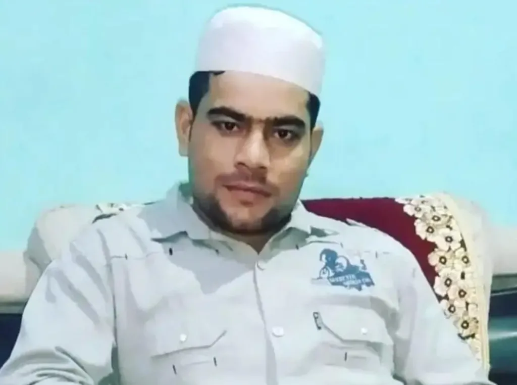 बाइक व कैंटर की भिड़ंत में एक की मौत, एक घायल