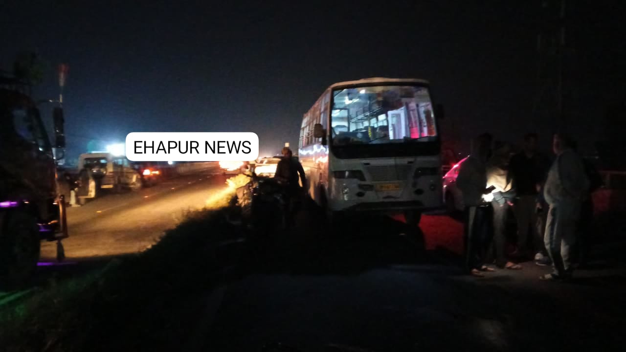 बाबूगढ़: सड़क हादसे में बस चालक की मौत