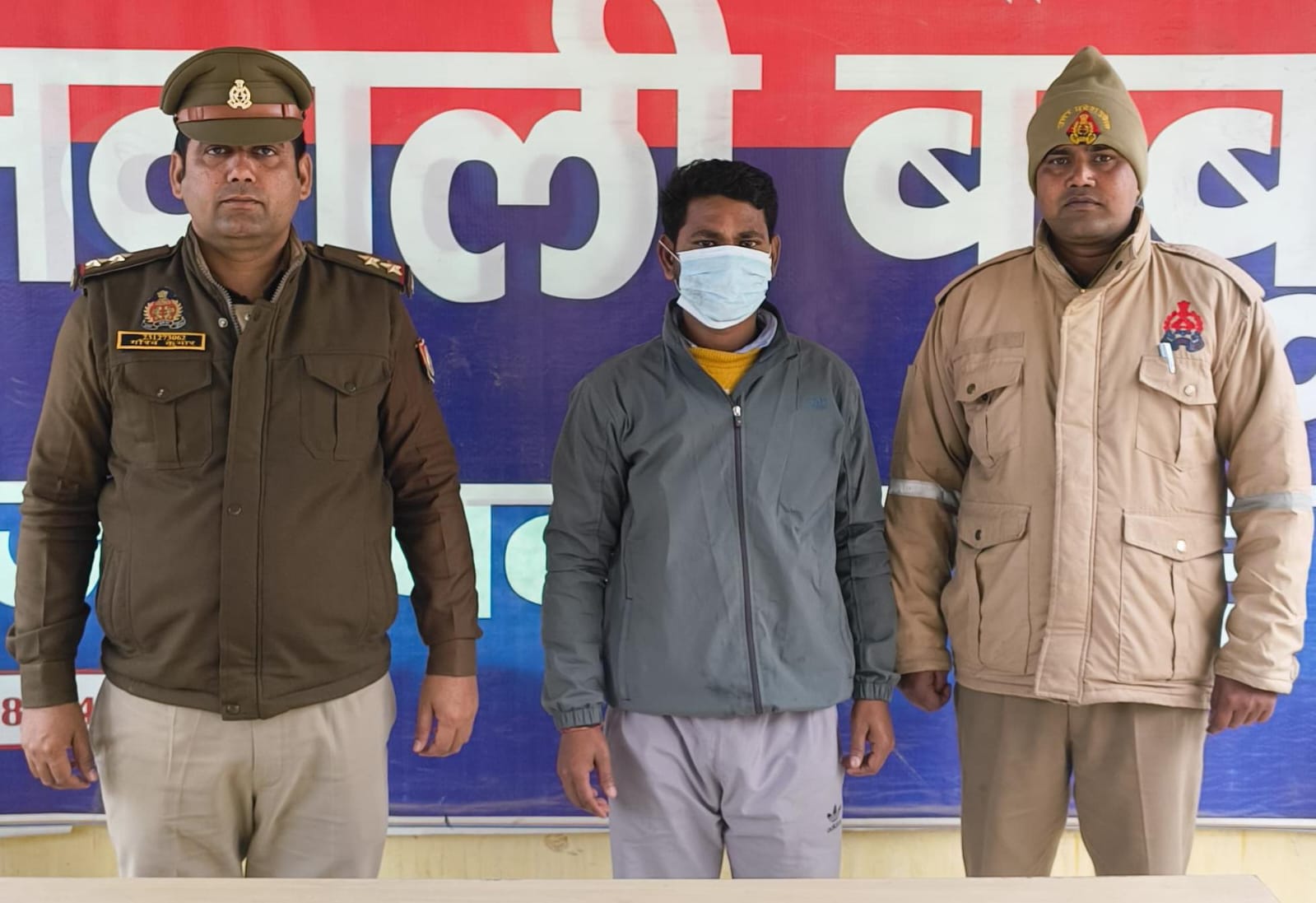 धर्मपाल की मौत पर एक दबोचा