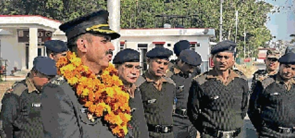 बाबूगढ़ निवासी नरेंद्र त्यागी कैप्टन पद से हुए सेवानिवृत