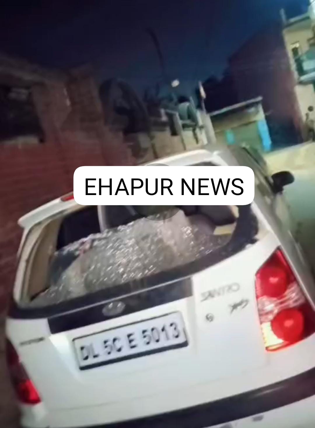 हापुड़: दबंगों ने गाड़ियों में की तोड़फोड़