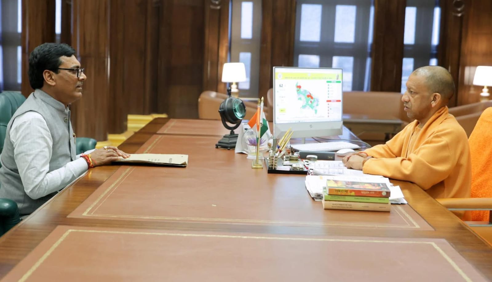 गढ़मुक्तेश्वर विधायक ने उठाई गढ के विकास की बात