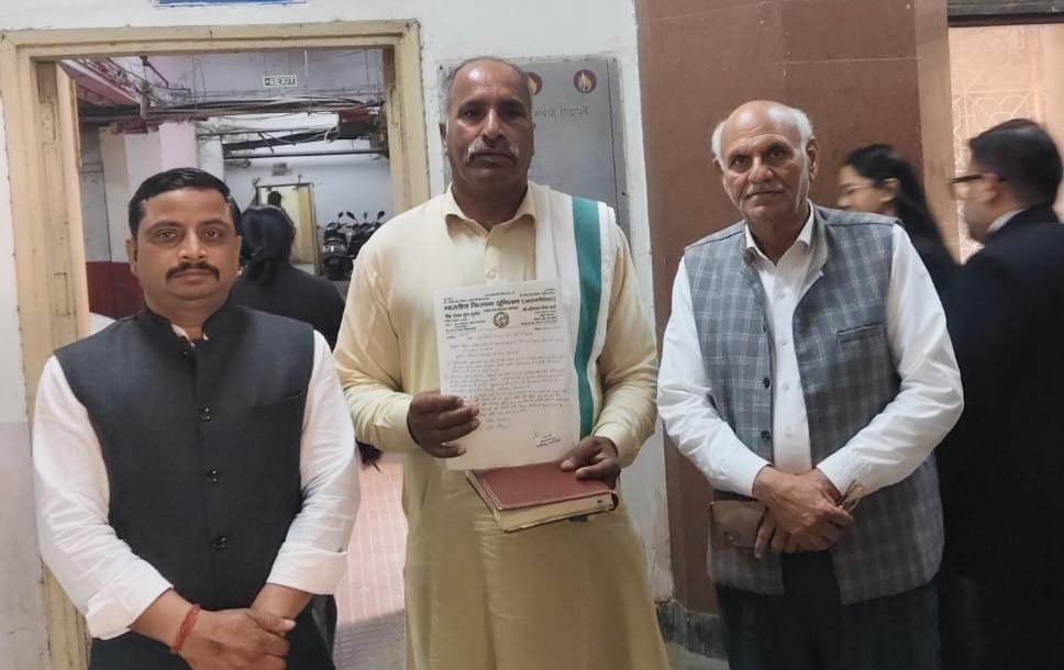 किसान नेता ने समस्याओ से कराया अवगत