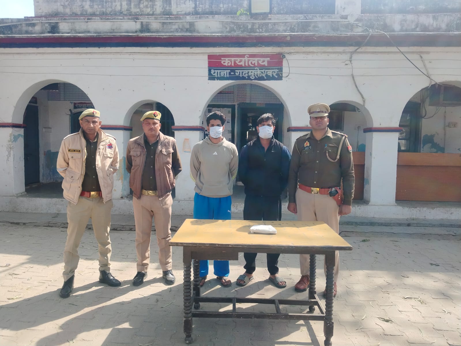 भूतपूर्व मंत्री पर जानलेवा हमले के प्रयास के दो आरोपी पुलिस ने दबोचे