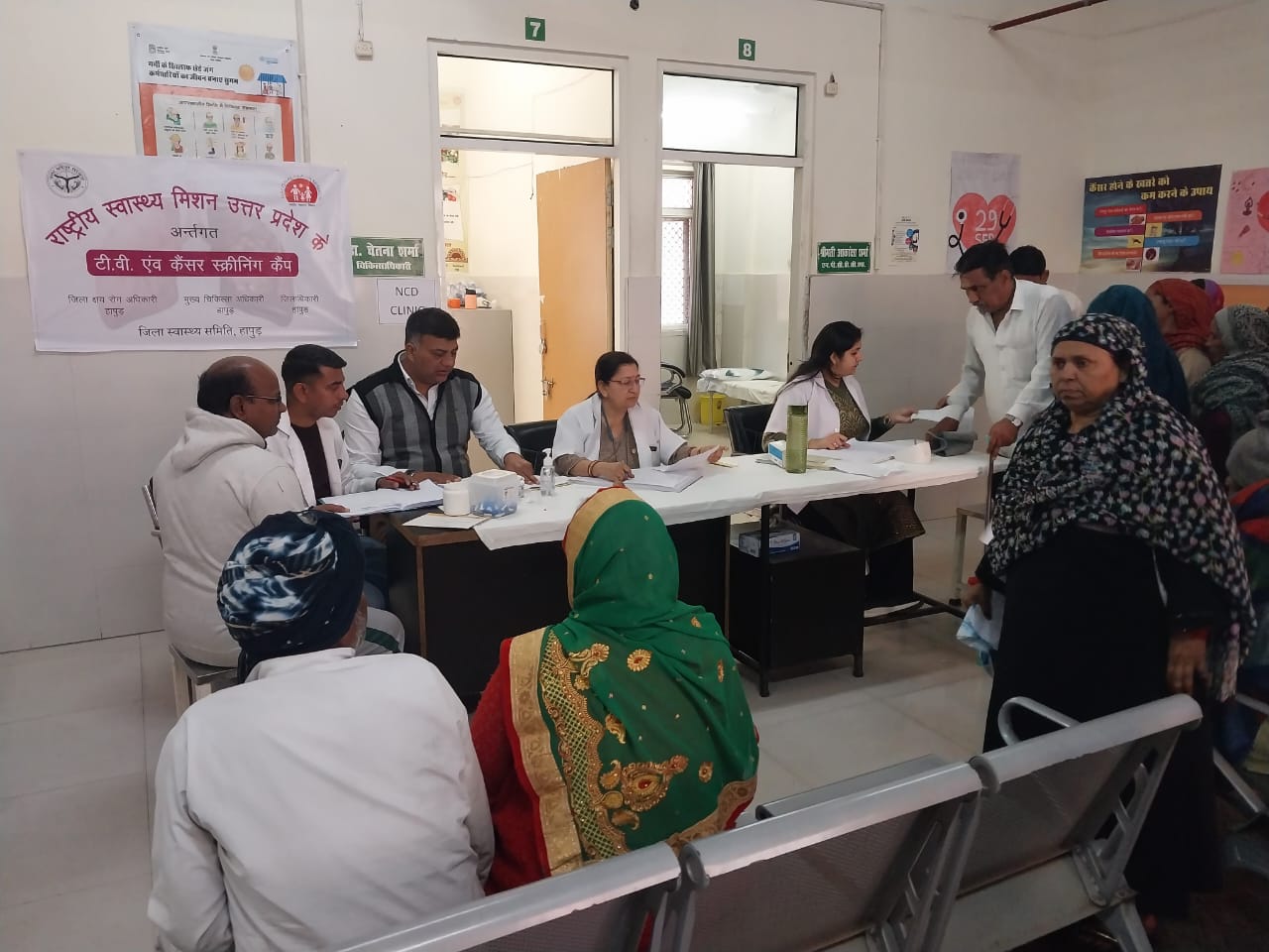 टी 0बी0 व कैंसर के सयुंक्त स्क्रीनिंग शिविर लगाए गए