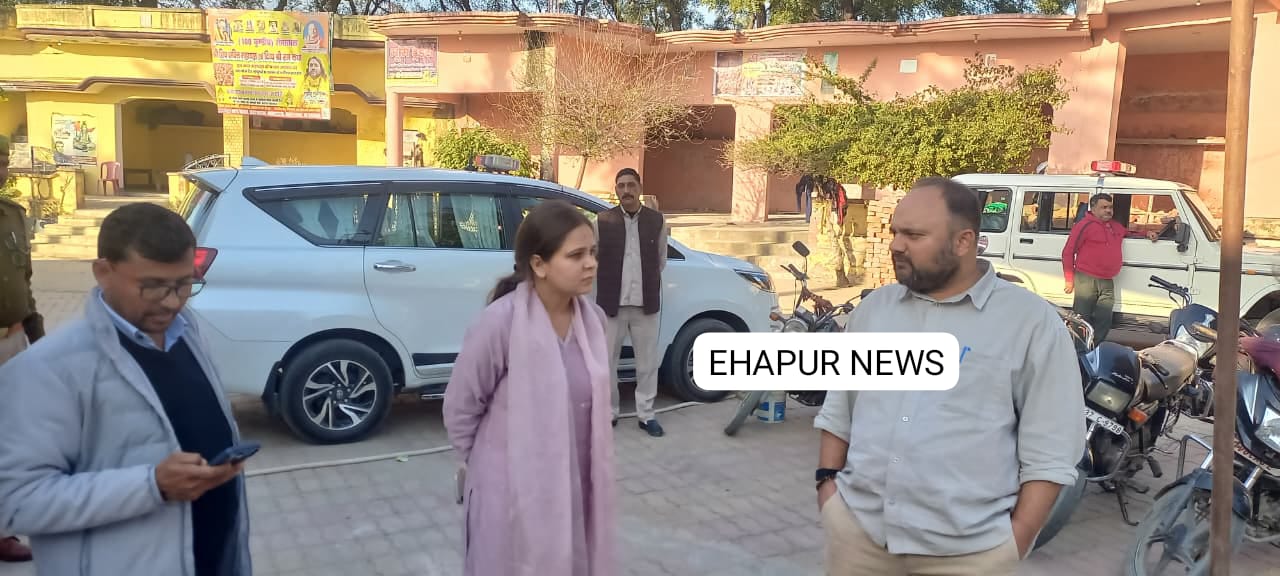 छपकौली मंदिर का डीएम ने किया निरीक्षण