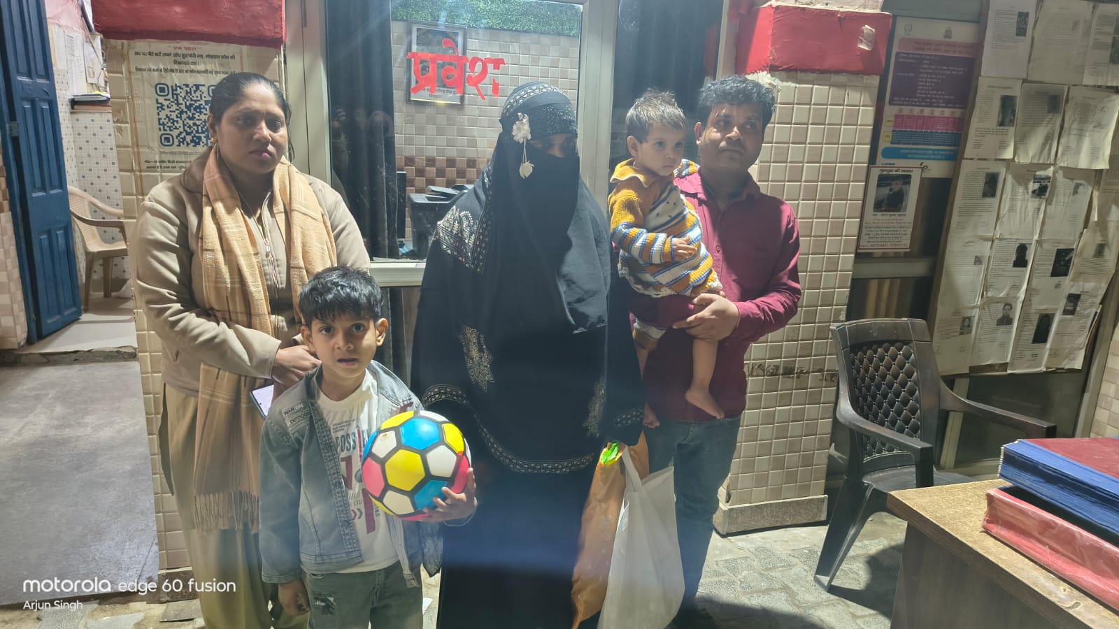 पिलखुआ पुलिस ने गुम हुए बालक को खोज निकाला