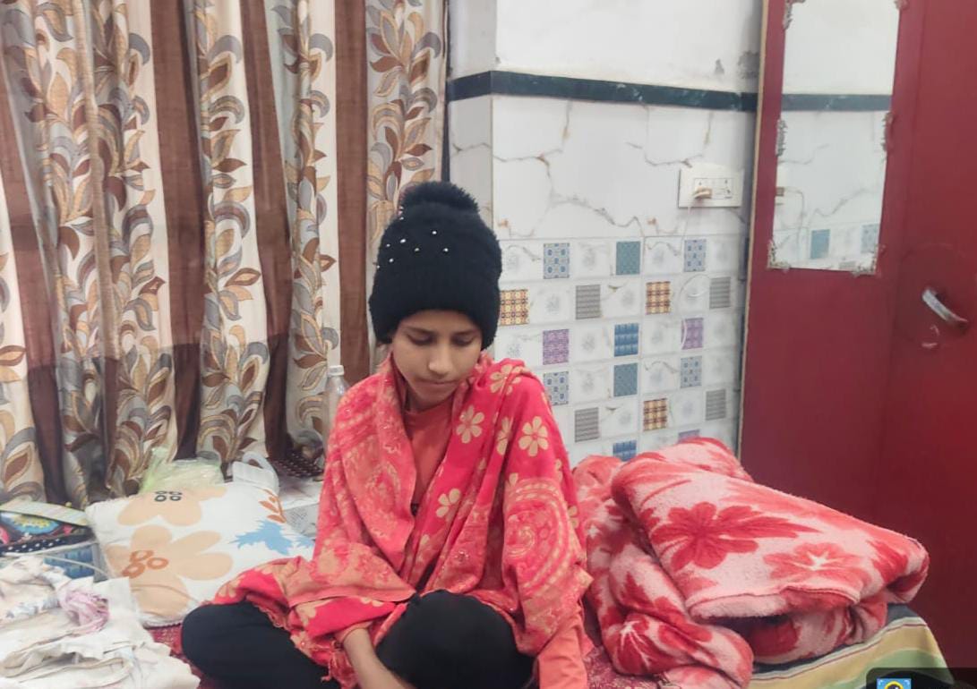 सांसों पर प्रदूषण भारी, मेरठ में चल रहा उपचार