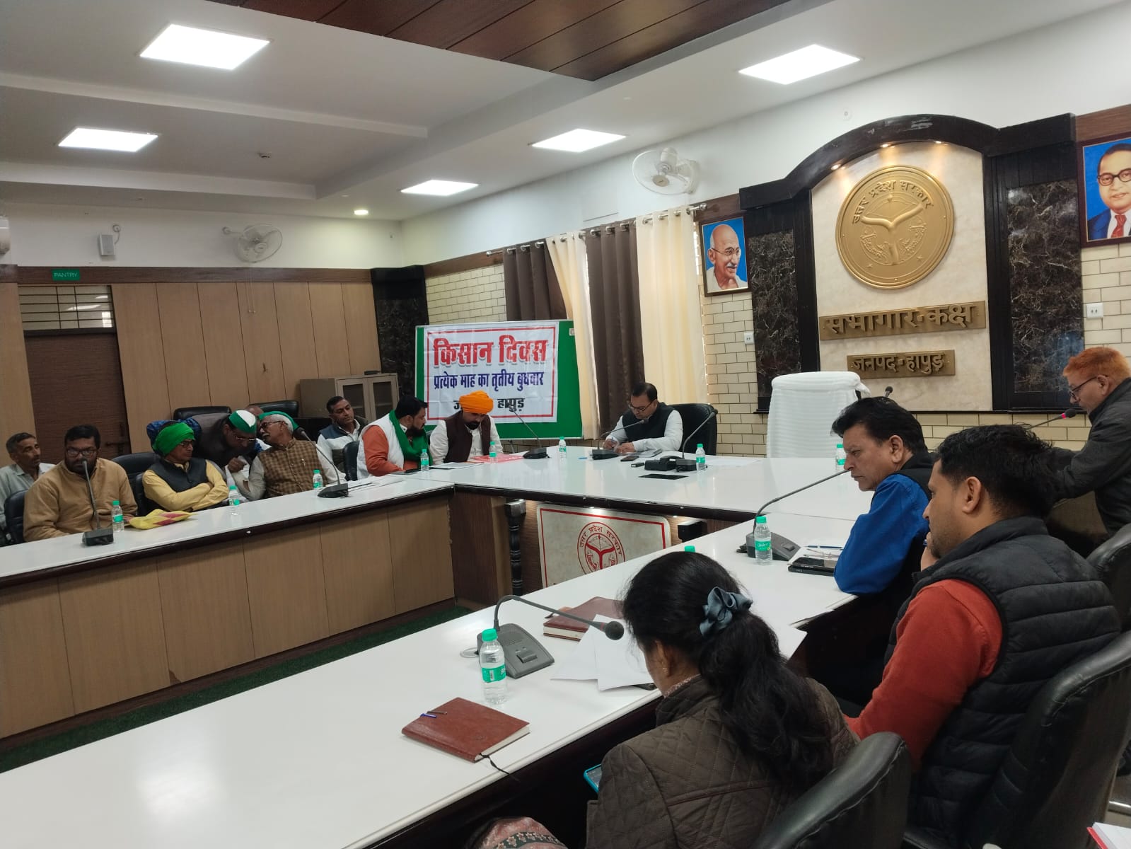 लम्बित न रहने पाए किसान समस्याएं