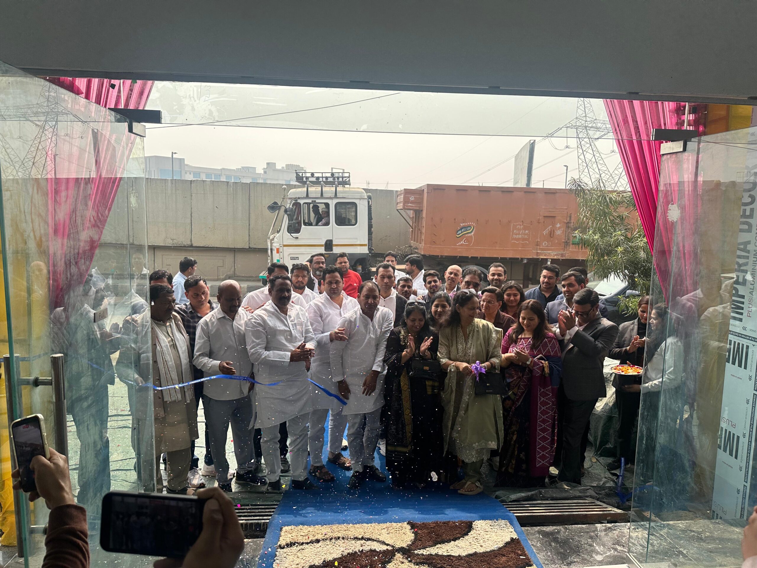 हापुड़ हुंडई ने मसूरी पिलखुवा में खोला शोरूम