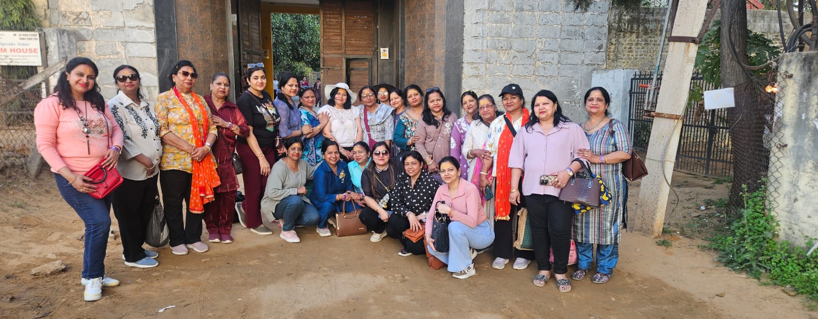 अग्रवाल महासभा महिला मंच एवं वैश्य समाज महिला मंच ने मनाया होली महोत्स्व