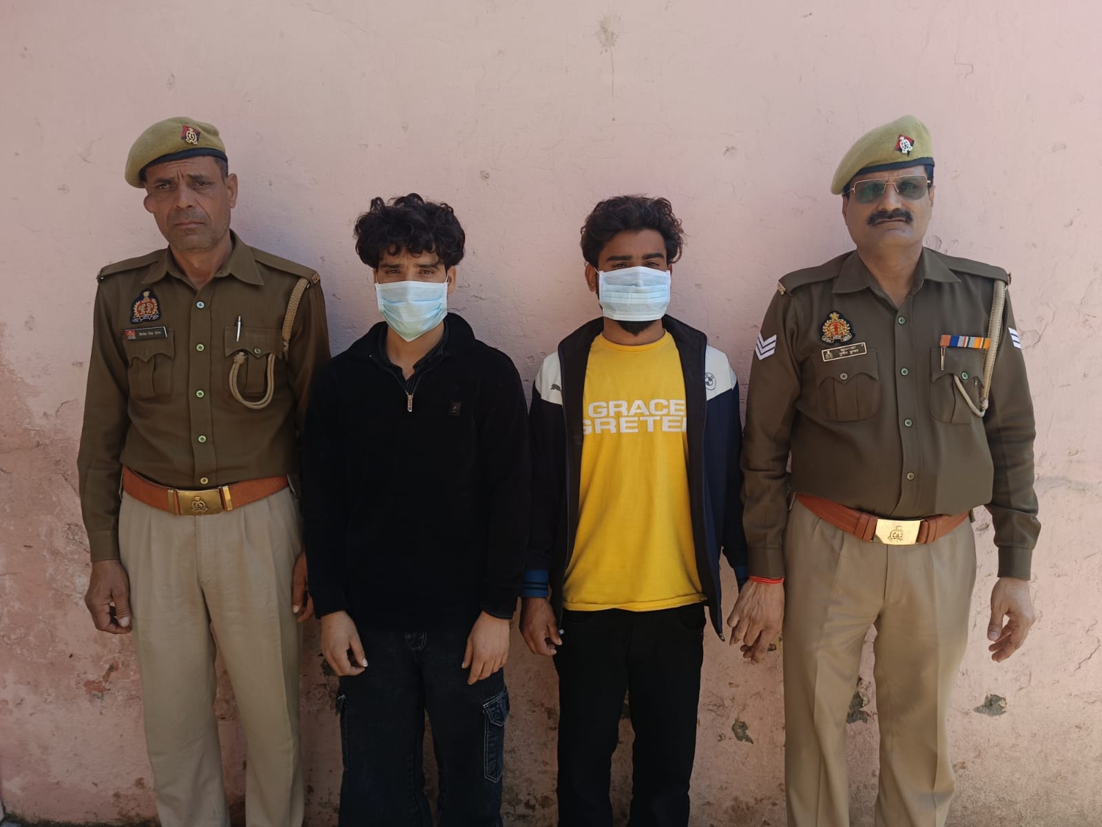 लड़की भगा कर ,दुष्कर्म के आरोपी दबोचे