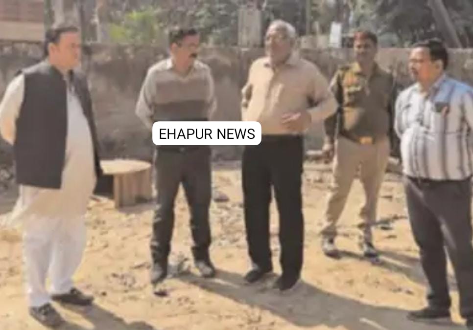 पिलखुवा: चेयरमैन ने पालिका स्टोर पर रिकार्ड व स्टॉक खंगाला