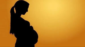 किशोरी बनी एक बेटे की मां