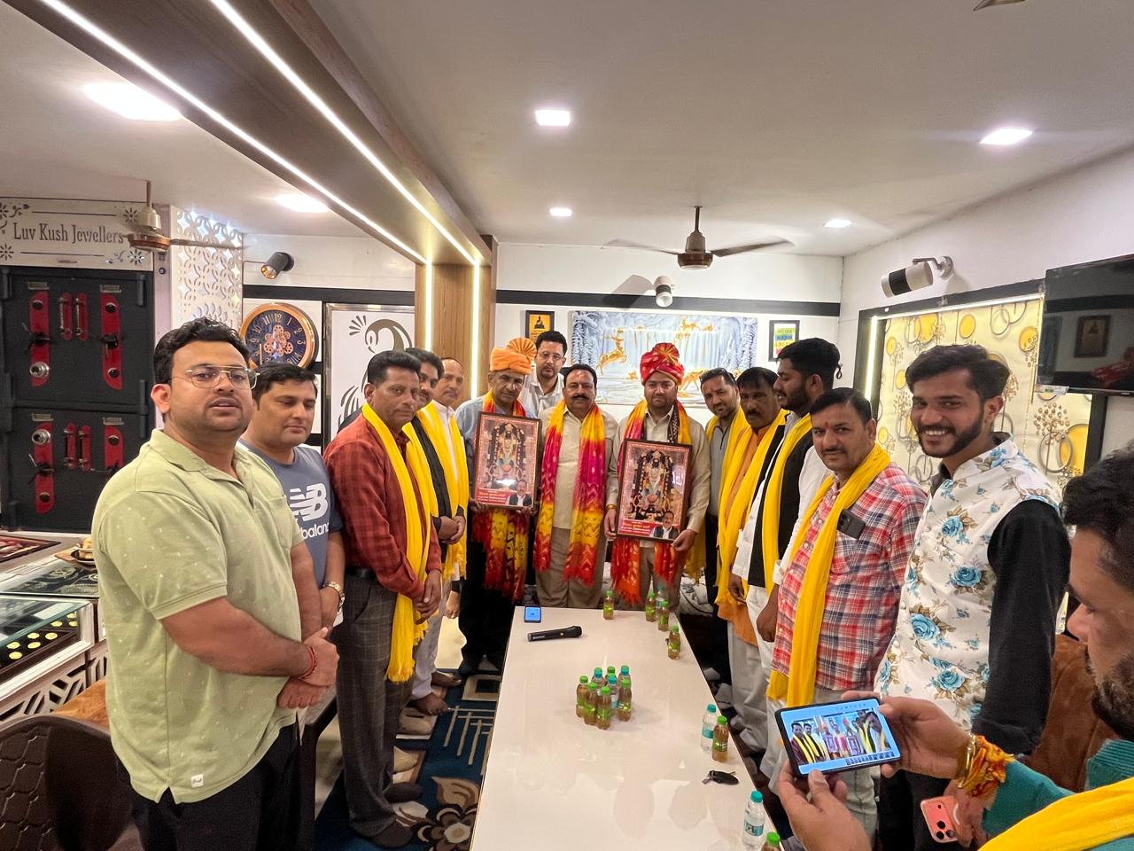 होली मिलन व सम्मान समारोह का आयोजन